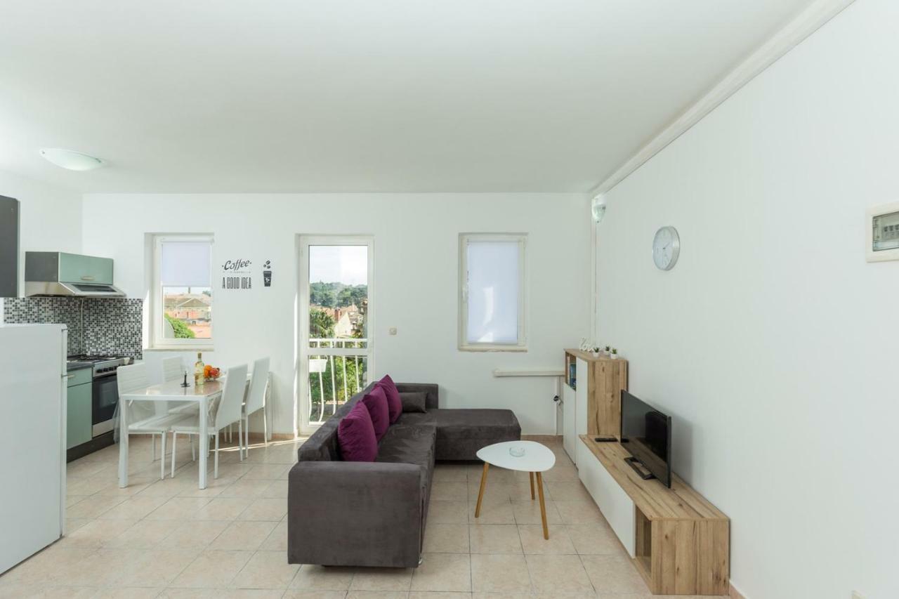 Apartment Kucera Rovinj Exterior photo